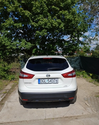 Nissan Qashqai cena 61900 przebieg: 109000, rok produkcji 2016 z Głogów małe 277